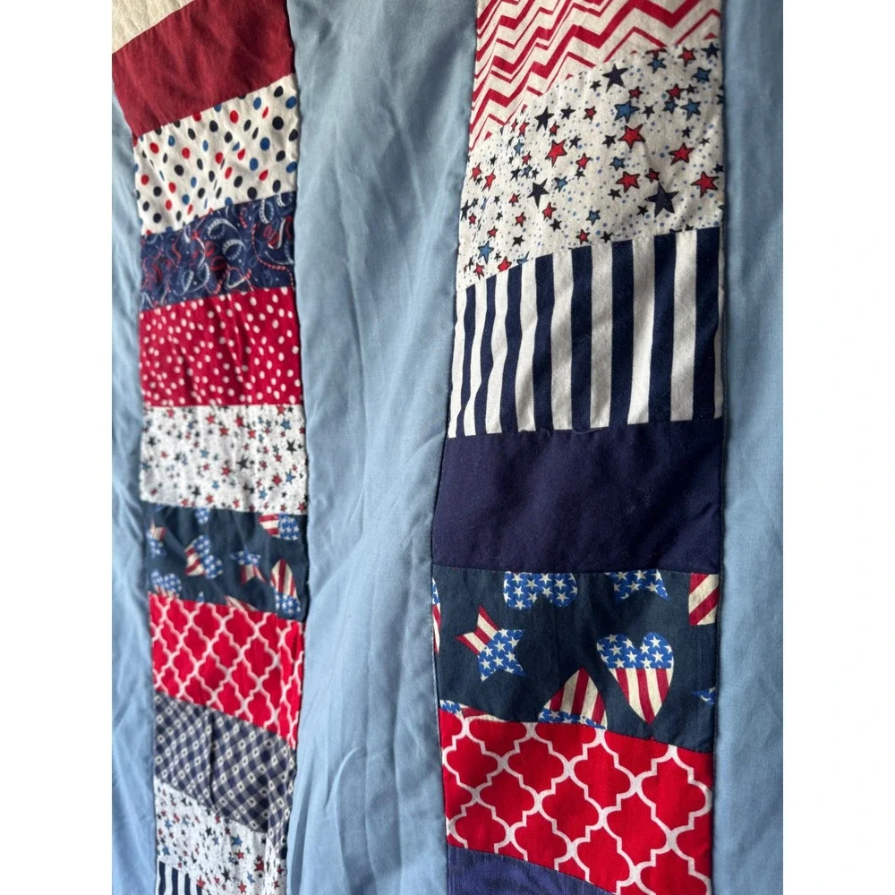 Santa Rosa Quilt Guild Patriotic Americana Patchwork Quilt 39x52 Blue Red White
